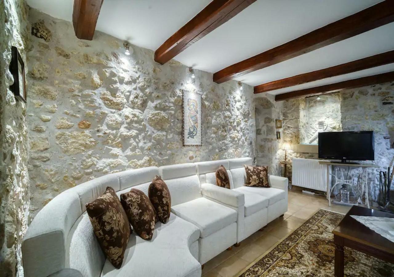 Villa Panona Drosi Eksteriør billede